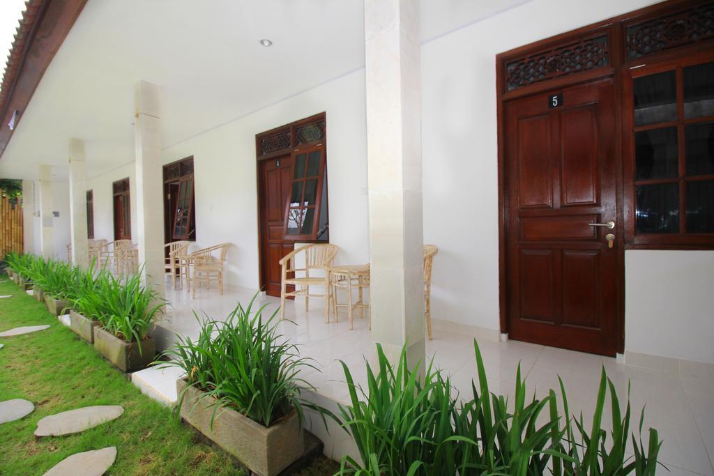 Andy Guesthouse Canggu Esterno foto
