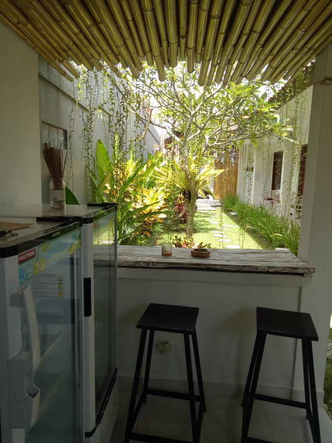 Andy Guesthouse Canggu Esterno foto