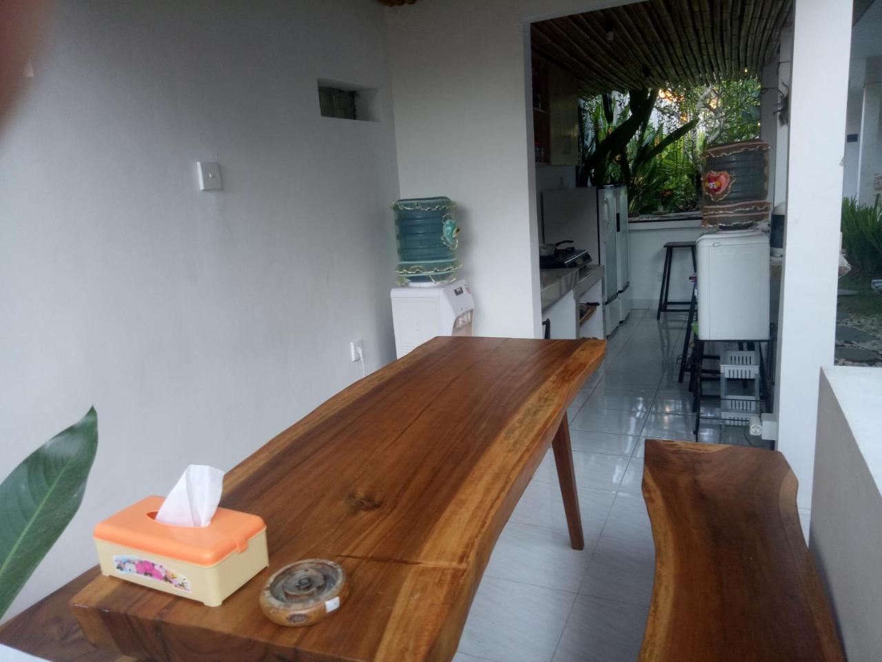 Andy Guesthouse Canggu Esterno foto